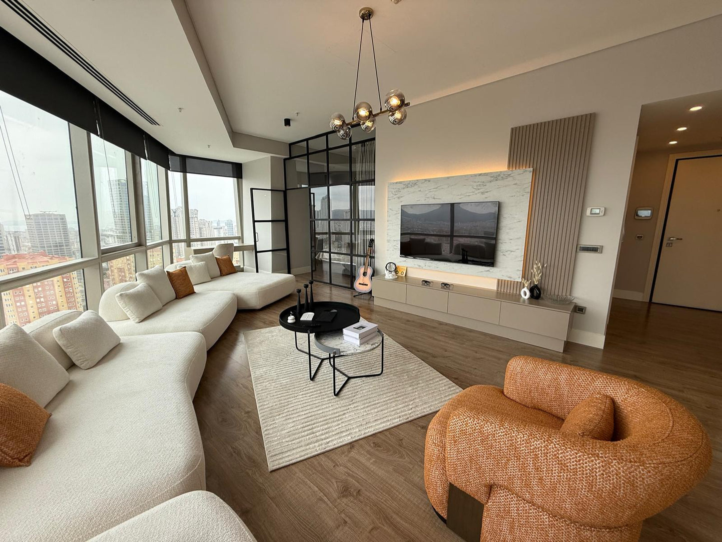 Metropol İstanbul / Şık ve Modern Eşyalı 1+1 / Deniz Manzaralı / Vatandaşlığa Uygun